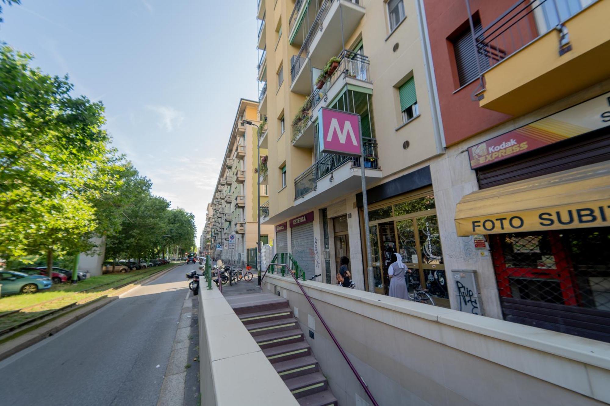Apartment Milan Near Metro-M5 Milão Exterior foto