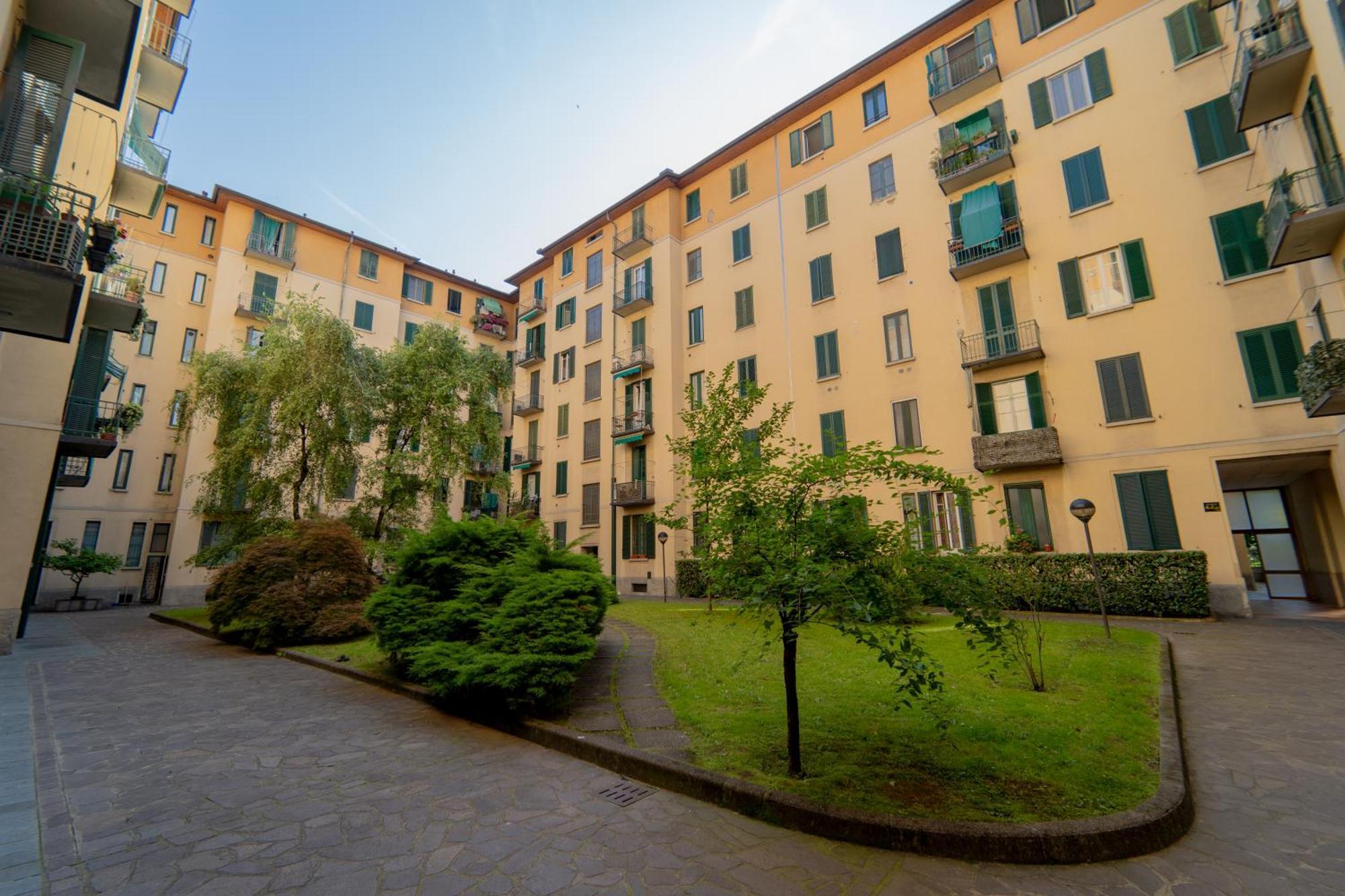 Apartment Milan Near Metro-M5 Milão Exterior foto